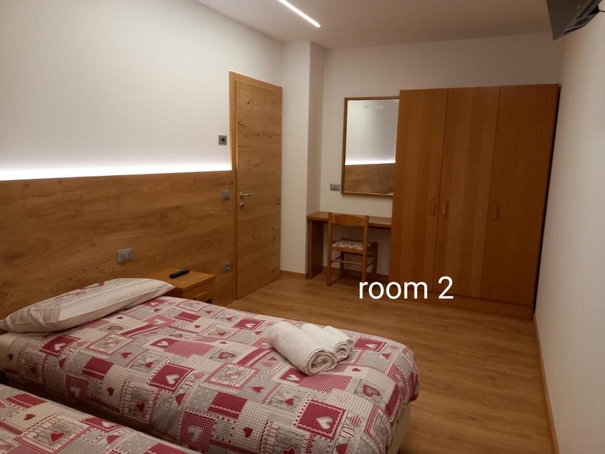 Appartamento Mansarda Patrizia E Franco Val Di Sole Commezzadura Esterno foto