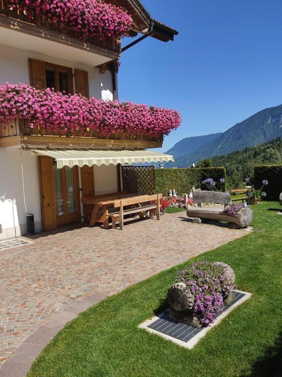 Appartamento Mansarda Patrizia E Franco Val Di Sole Commezzadura Esterno foto